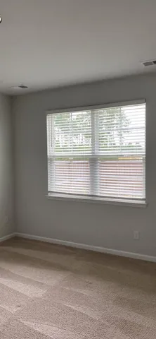 $2,400 | 118 Greenwich Drive, Summerville, SC 29486