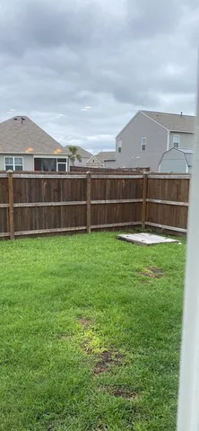 $2,400 | 118 Greenwich Drive, Summerville, SC 29486