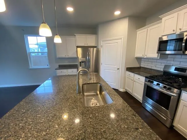 $2,400 | 118 Greenwich Drive, Summerville, SC 29486