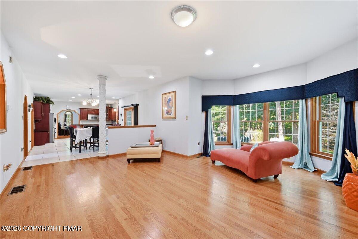 498 Twinbrook Road Wilkes Barre, PA 18702 - Photo 6 of 121 022-019_DSC_0626