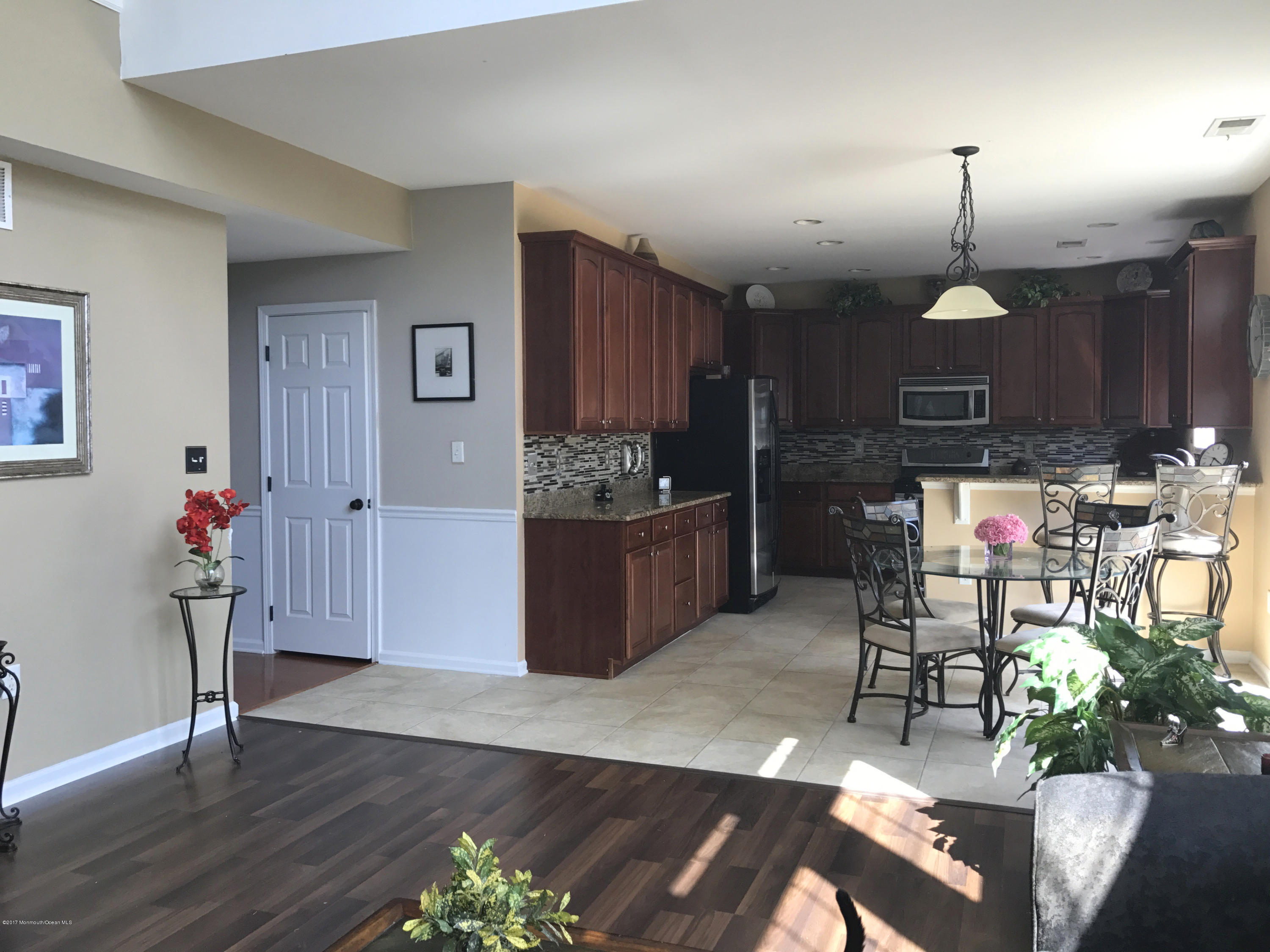 39 Springhouse Circle Manalapan, NJ 07726 - Photo 14 of 78 j3