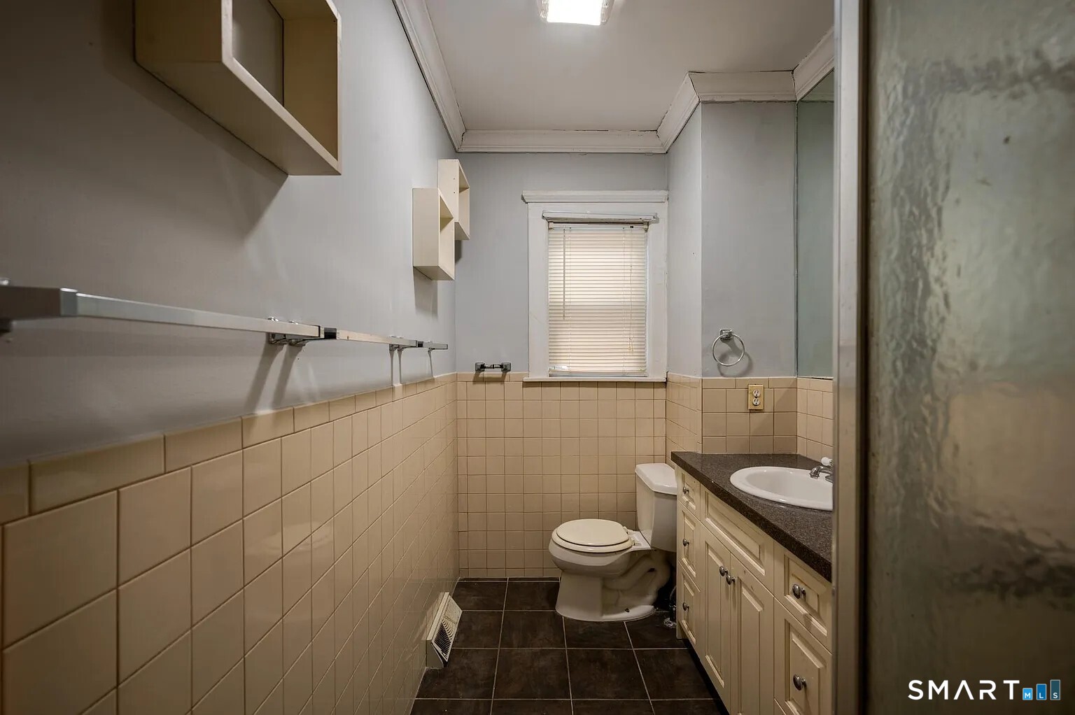 166 Beaver Street, Unit 1 Ansonia, CT 06401 - Photo 8 of 9