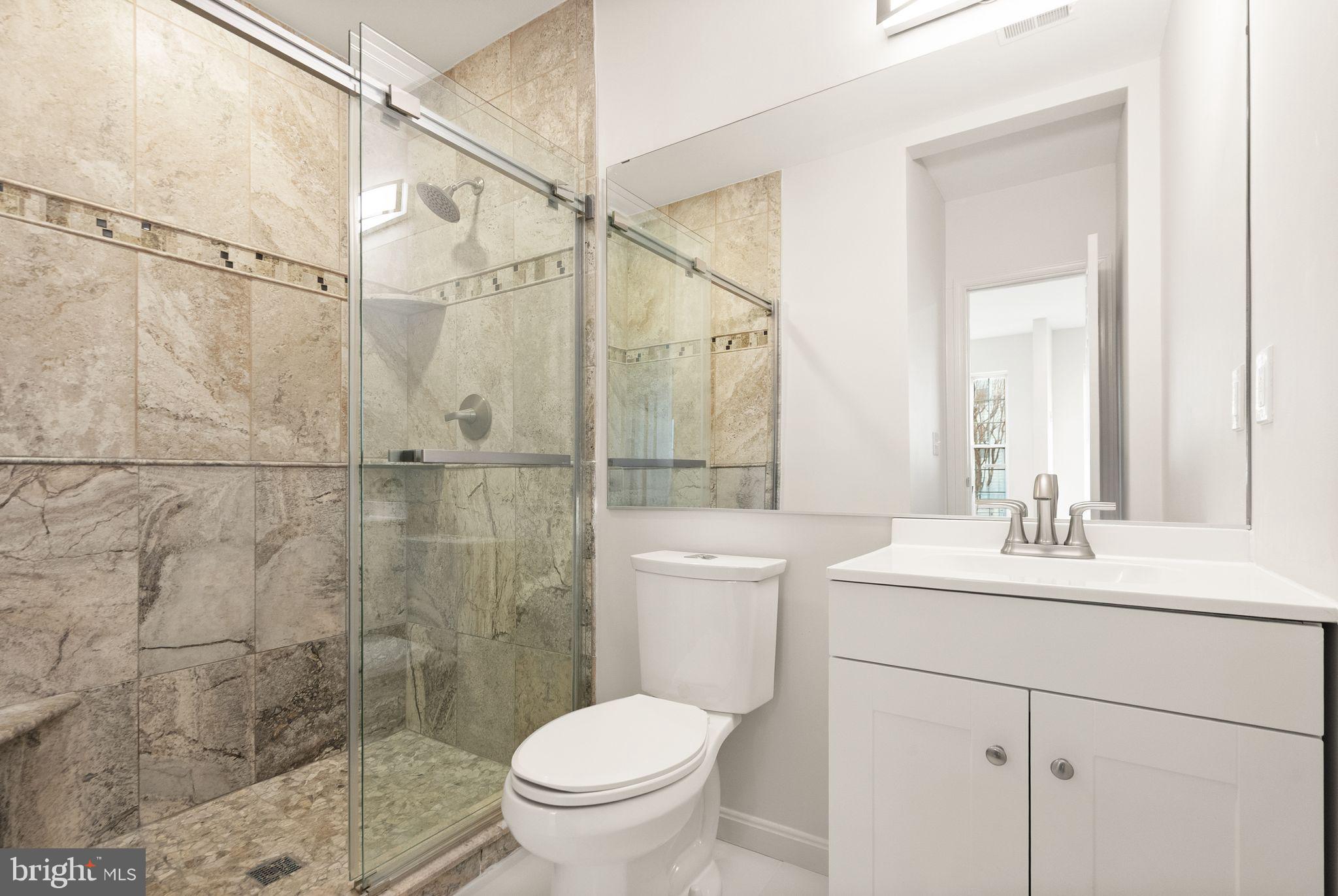 25240 Lake Shore Square, Unit 200 Chantilly, VA 20152 - Photo 21 of 49