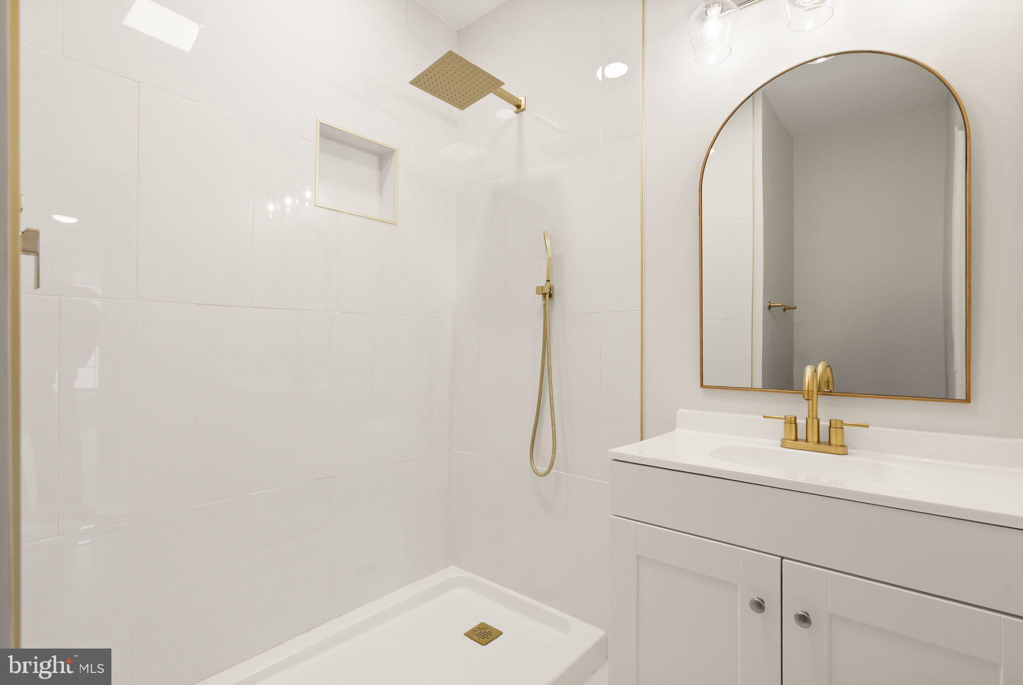 25240 Lake Shore Square, Unit 200 Chantilly, VA 20152 - Photo 29 of 49