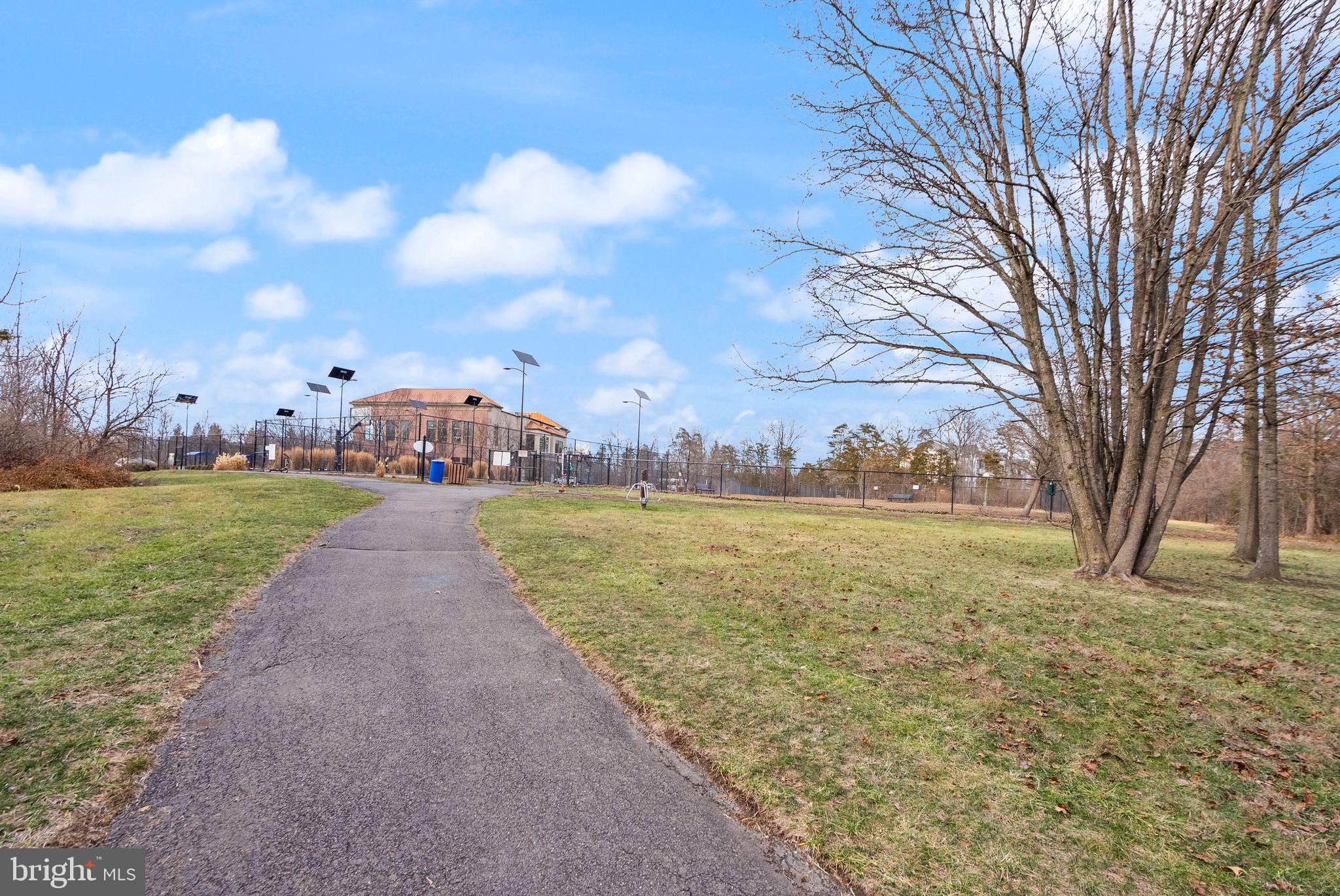 25240 Lake Shore Square, Unit 200 Chantilly, VA 20152 - Photo 43 of 49
