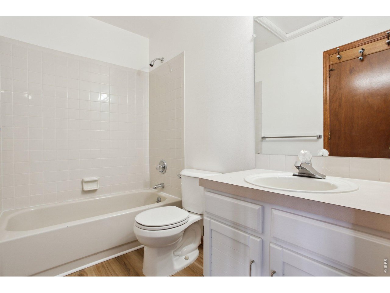 2651 9th Street Boulder, CO 80304 - Photo 16 of 25 a bathroom with a sink a toilet and a bathtub