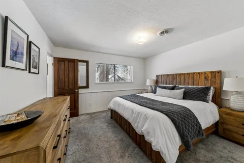 $955,000 | 10895 Jeffery Pine Road, Truckee, CA 96161