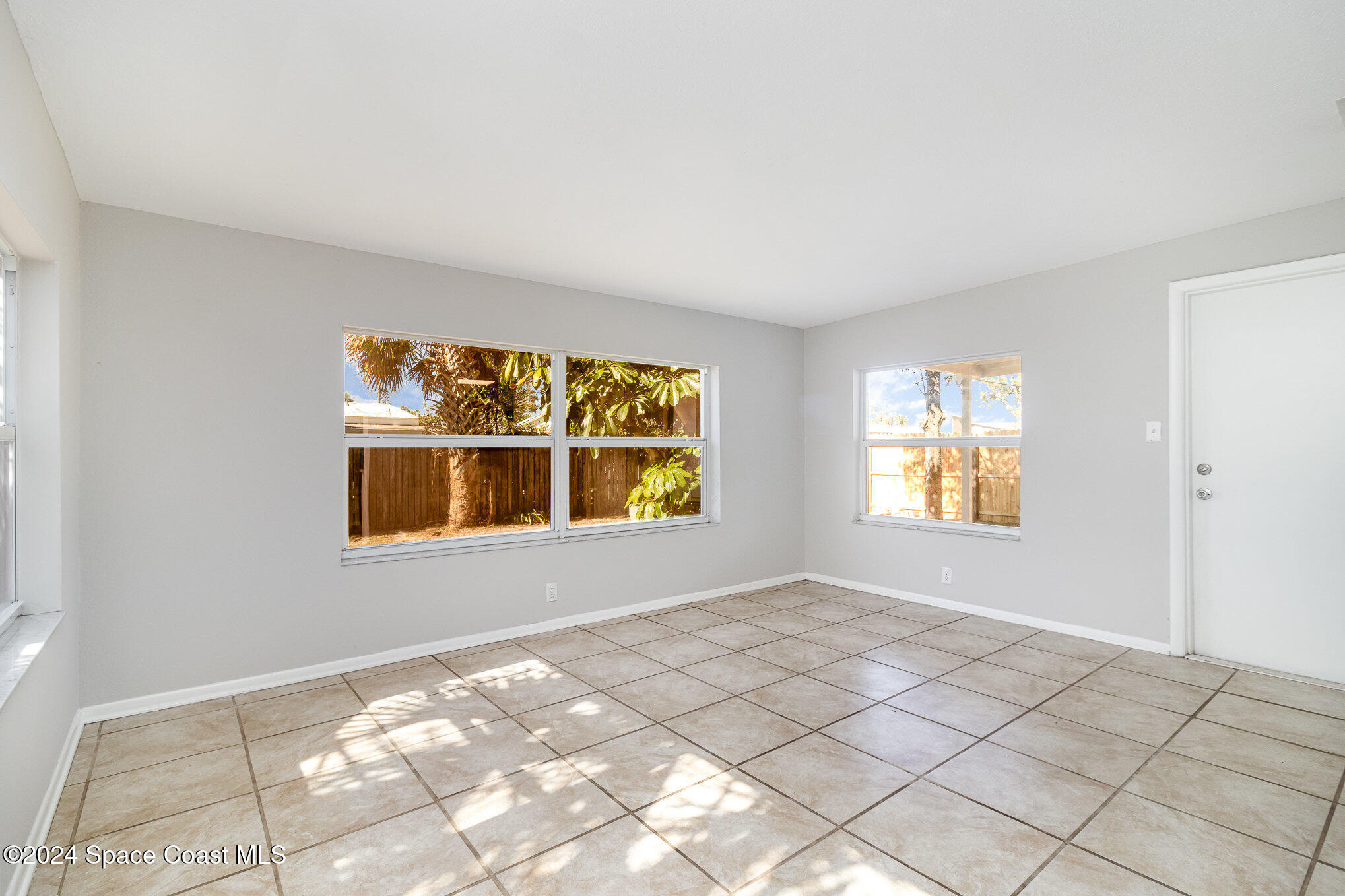 768 Croton Road Melbourne, FL 32935 - Photo 8 of 26 008_file_333