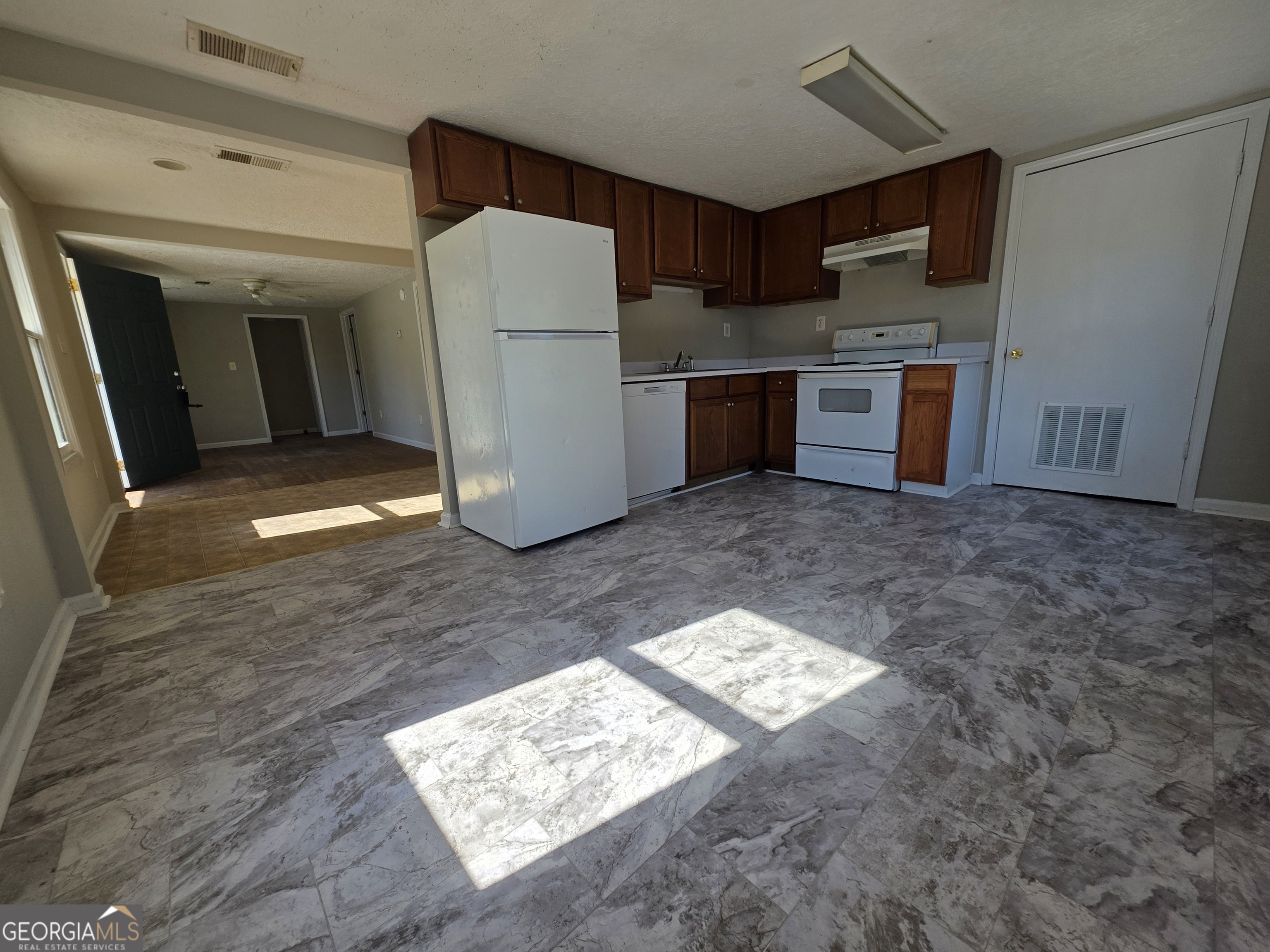 531 Old Stone Road Villa Rica, GA 30180 - Photo 6 of 18