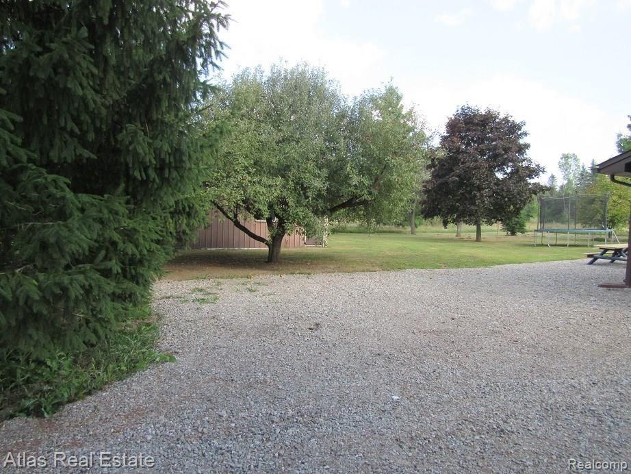 3207 South Irish Road Davison, MI 48423 - Photo 8 of 20 IMG_4682.JPG