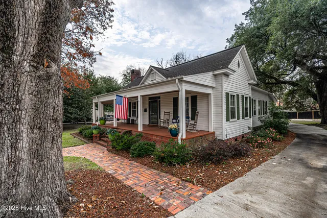 $349,000 | 505 North Madison Street, Whiteville, NC 28472