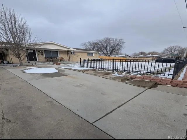 $2,950 | 2703 West 74th Avenue, Westminster, CO 80030