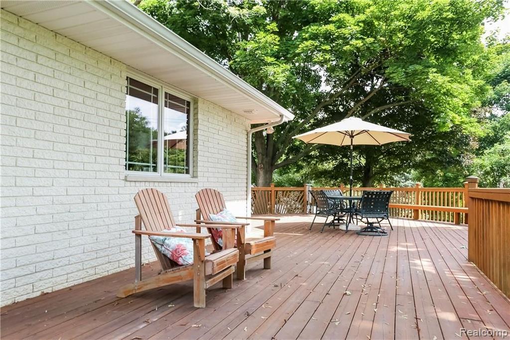 2317 Bunker Hill Road Rochester Hills, MI 48309 - Photo 22 of 25