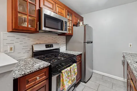 $318,000 | 137 Tavistock, Cherry Hill, NJ 08034