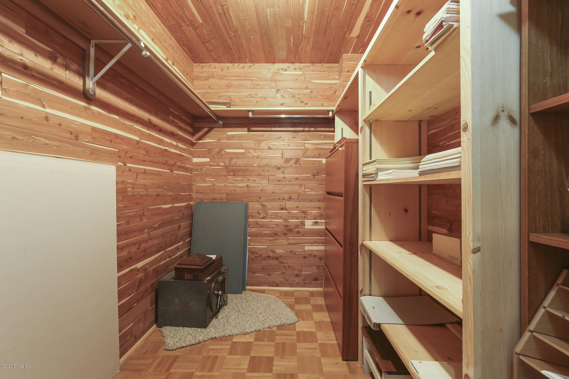 680 Steamboat Road, Unit 6 Greenwich, CT 06830 - Photo 29 of 40 a bathroom with a shower