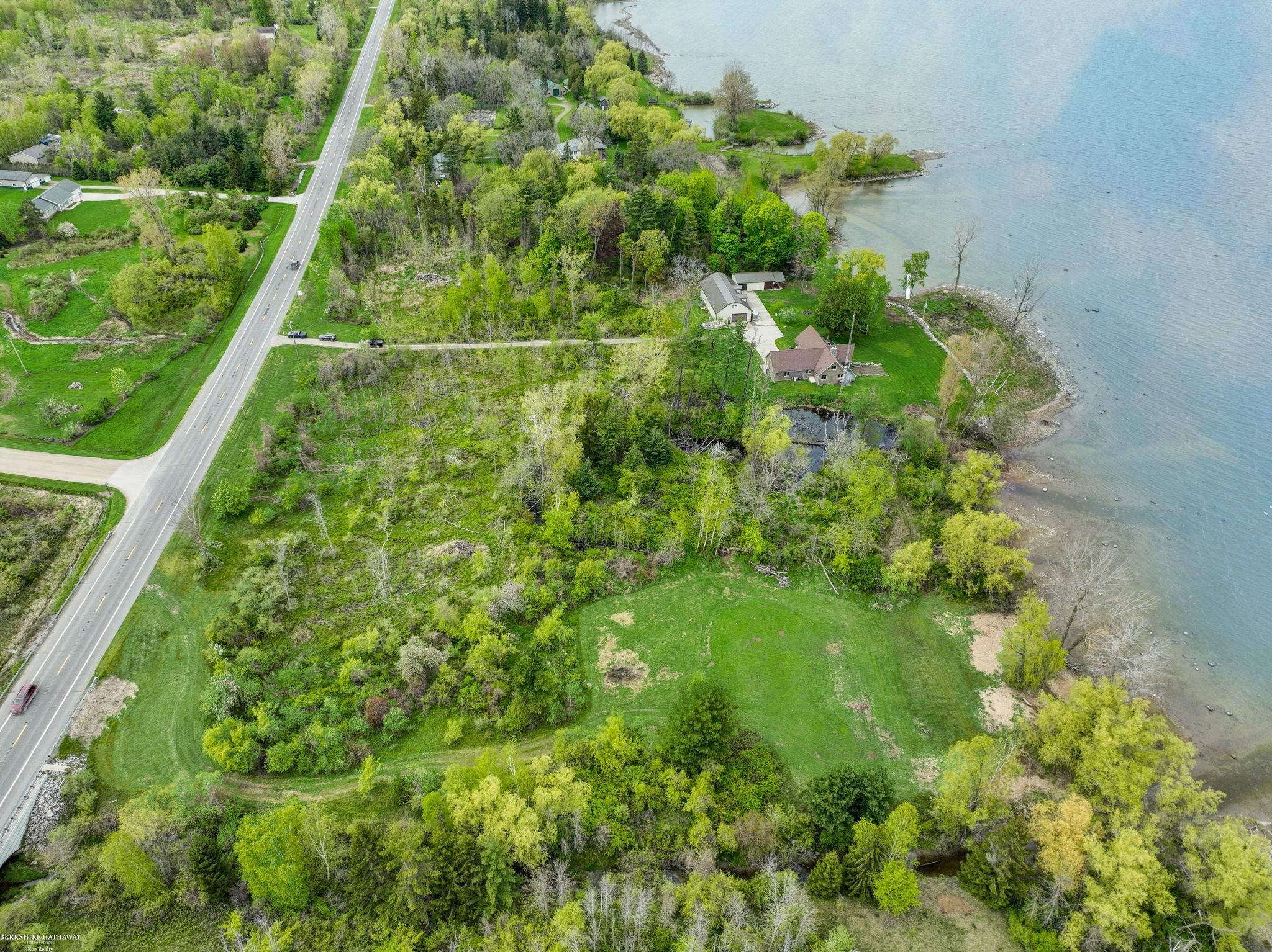 2500 North Lakeshore Road Harbor Beach, MI 48441 - Photo 70 of 84 50142468-2375f2ab-9eba-4234-b8de-9102a77d294a.JPG