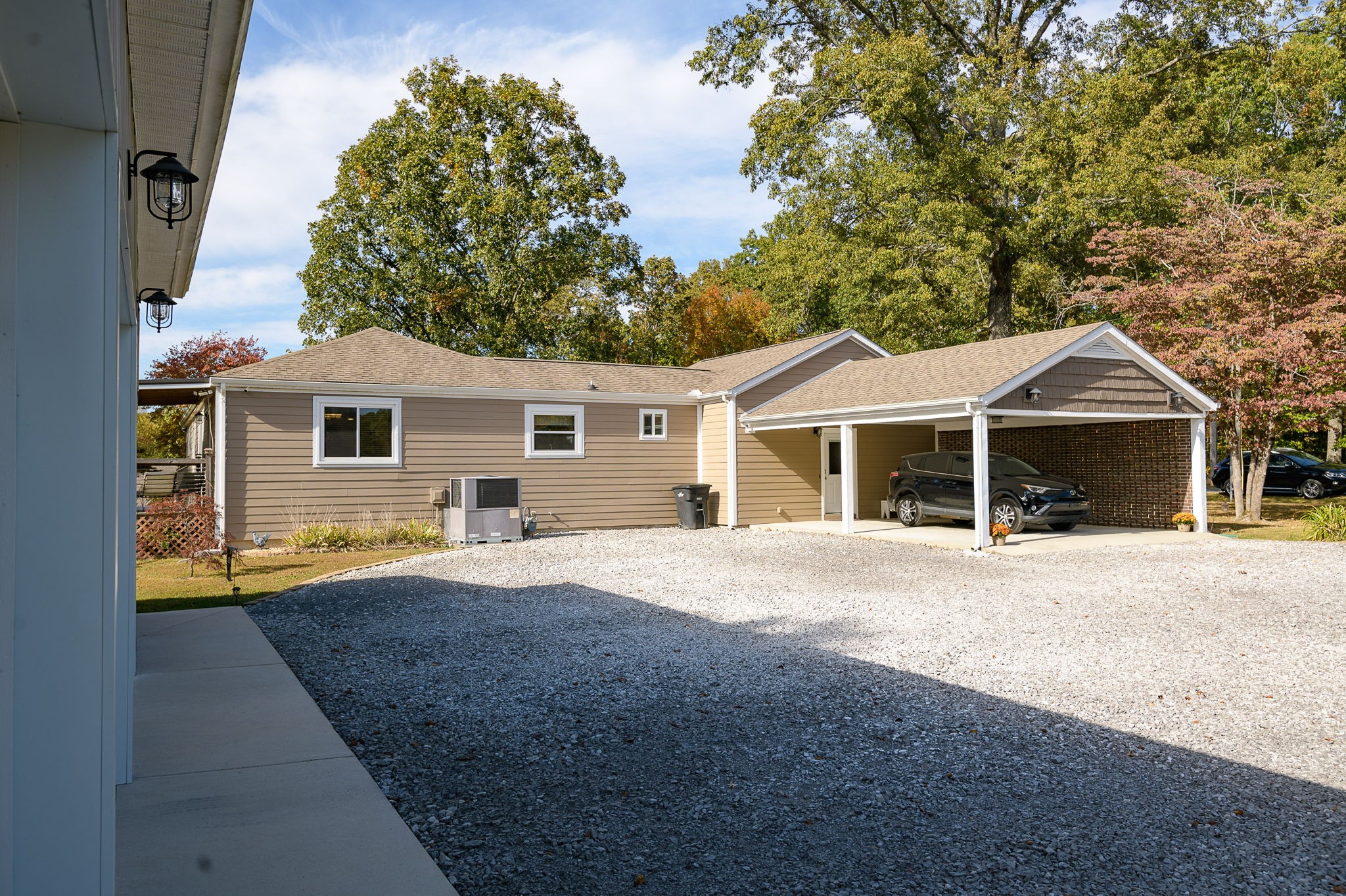 737 Toliver Lake Road Manchester, TN 37355 - Photo 5 of 64 Gallery Image 5