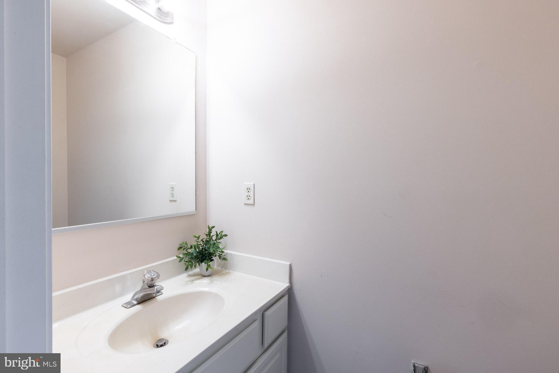 2947 Gracefield Road Silver Spring, MD 20904 - Photo 20 of 44