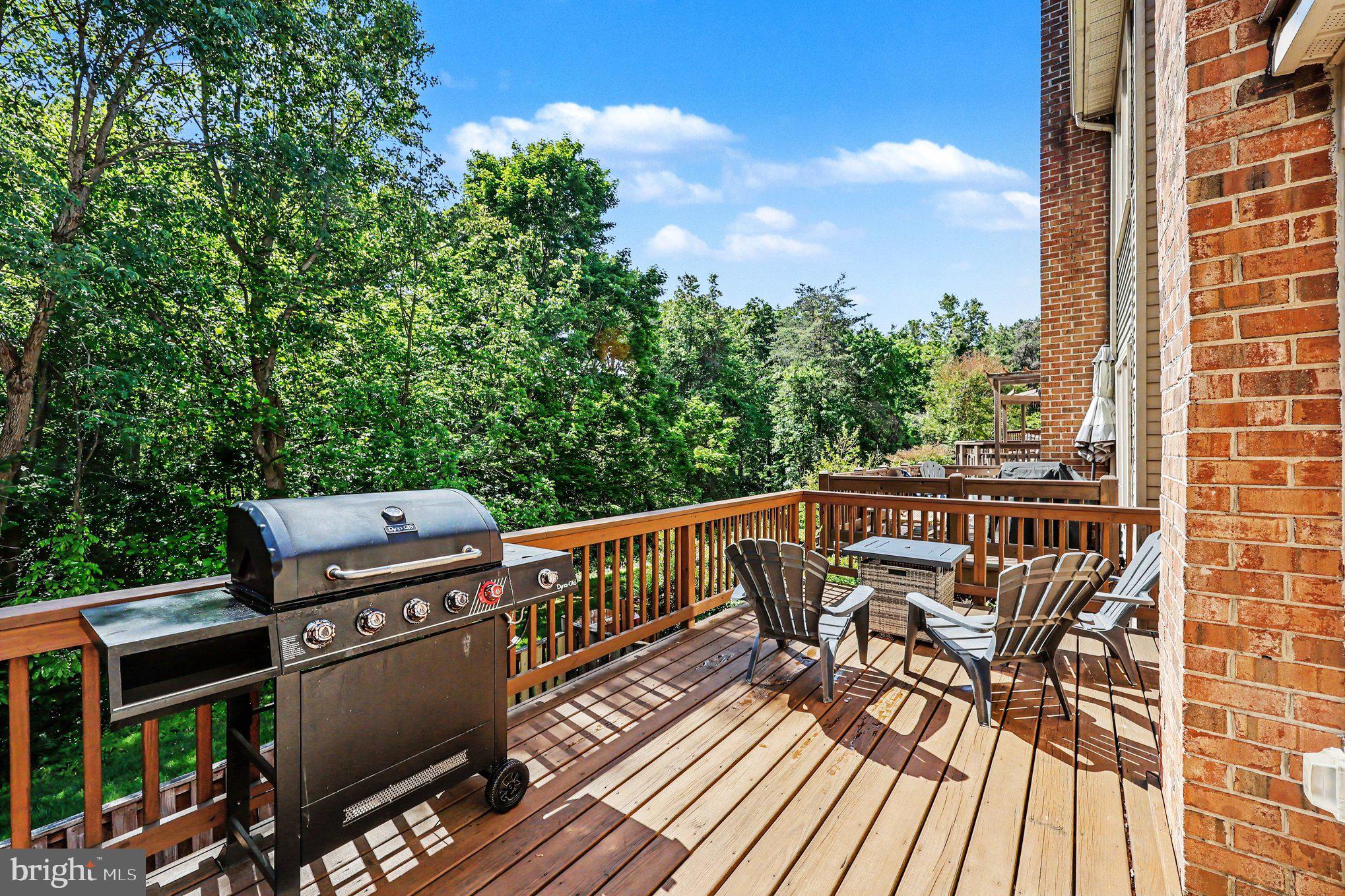 7705 Jewelweed Court Springfield, VA 22152 - Photo 13 of 19 Park views