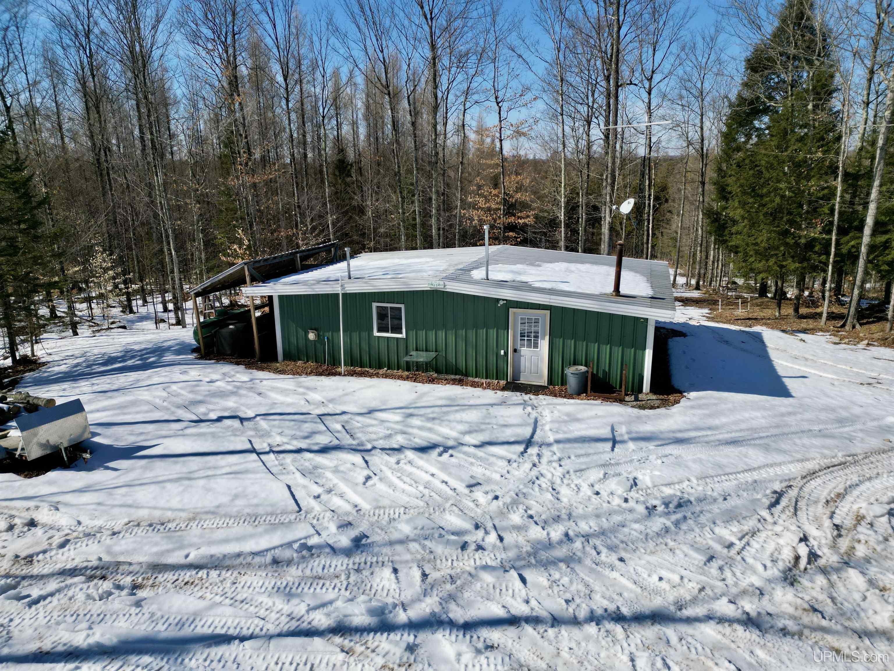 W5850 Old CC Road Perronville, MI 49873 - Photo 4 of 25