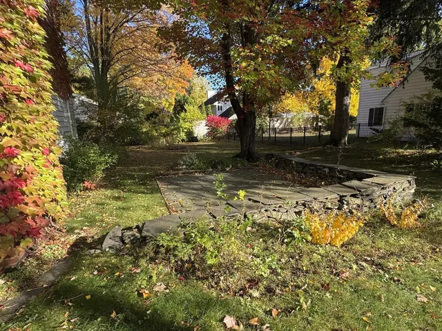 $725,000 | 162 Crescent Road, Burlington, VT 05401