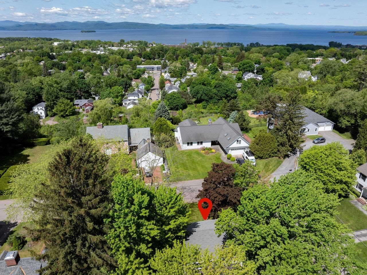 162 Crescent Road Burlington, VT 05401 - Photo 42 of 52