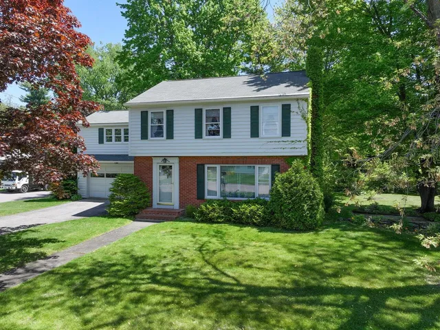 $725,000 | 162 Crescent Road, Burlington, VT 05401