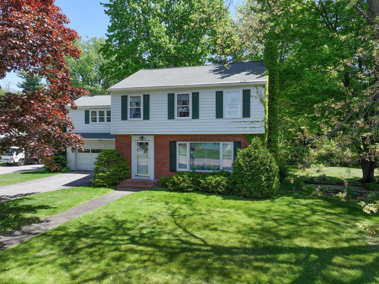 162 Crescent Road Burlington, VT 05401 - Photo 43 of 52