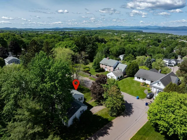 $725,000 | 162 Crescent Road, Burlington, VT 05401