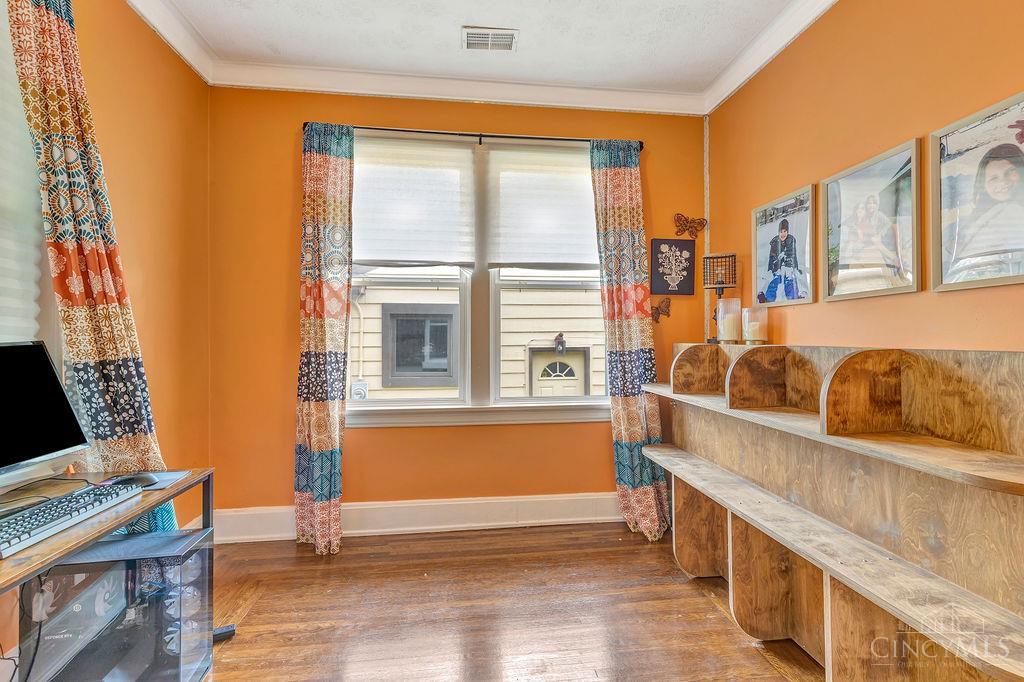 5415 Lester Road Cincinnati, OH 45213 - Photo 8 of 33