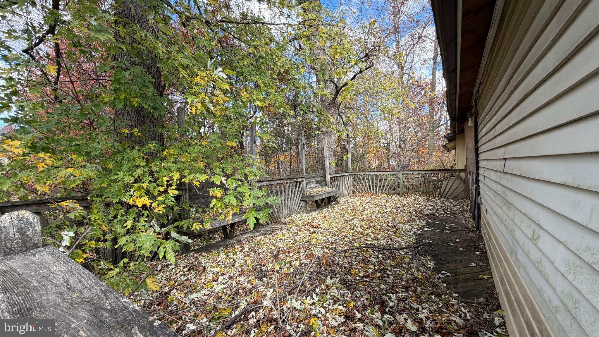 508 West Orvilla Road Hatfield, PA 19440 - Photo 10 of 13 a backyard of a house with lots of green space