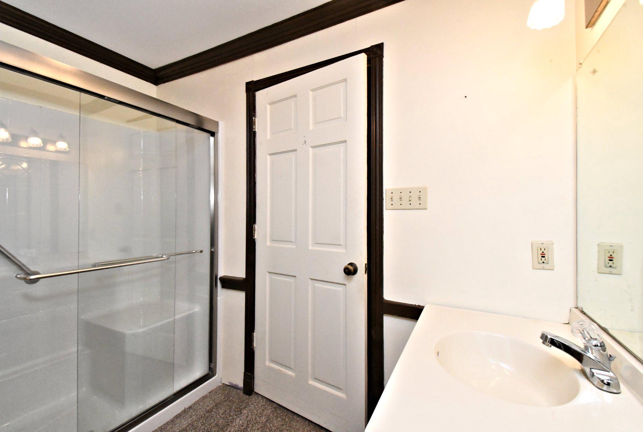 148 Fredericksville Road Mertztown, PA 19539 - Photo 36 of 65 Full Hall Bath