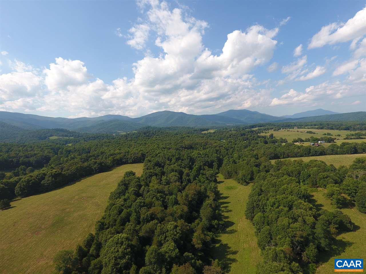 186 Foothills Trail Amherst, VA 24521 - Photo 16 of 23 a view of a city and mountains