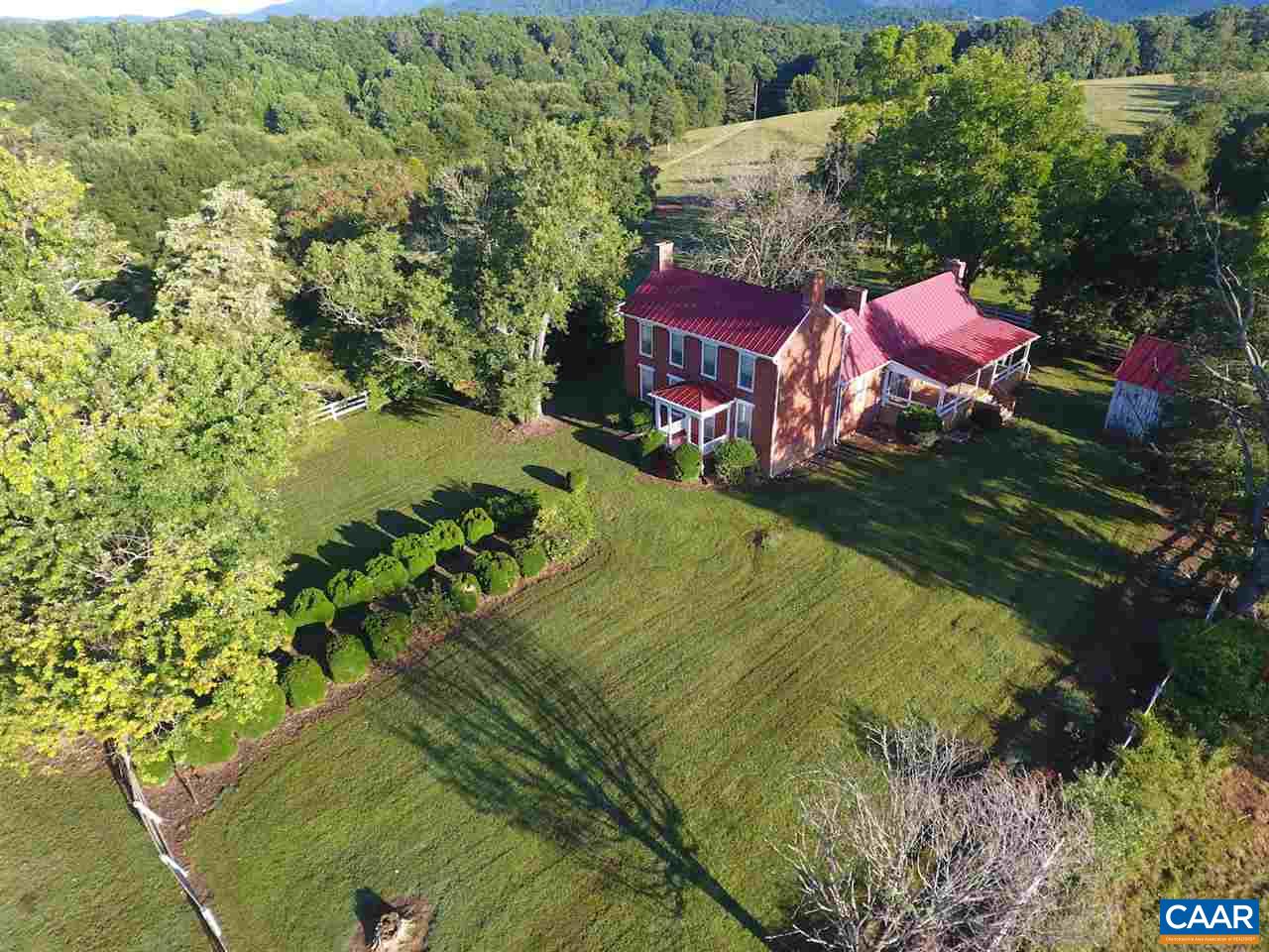 186 Foothills Trail Amherst, VA 24521 - Photo 7 of 23 a view of a house with a yard