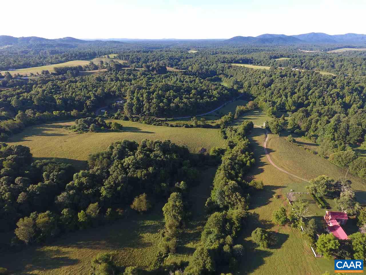 186 Foothills Trail Amherst, VA 24521 - Photo 8 of 23 a view of a city with lake view