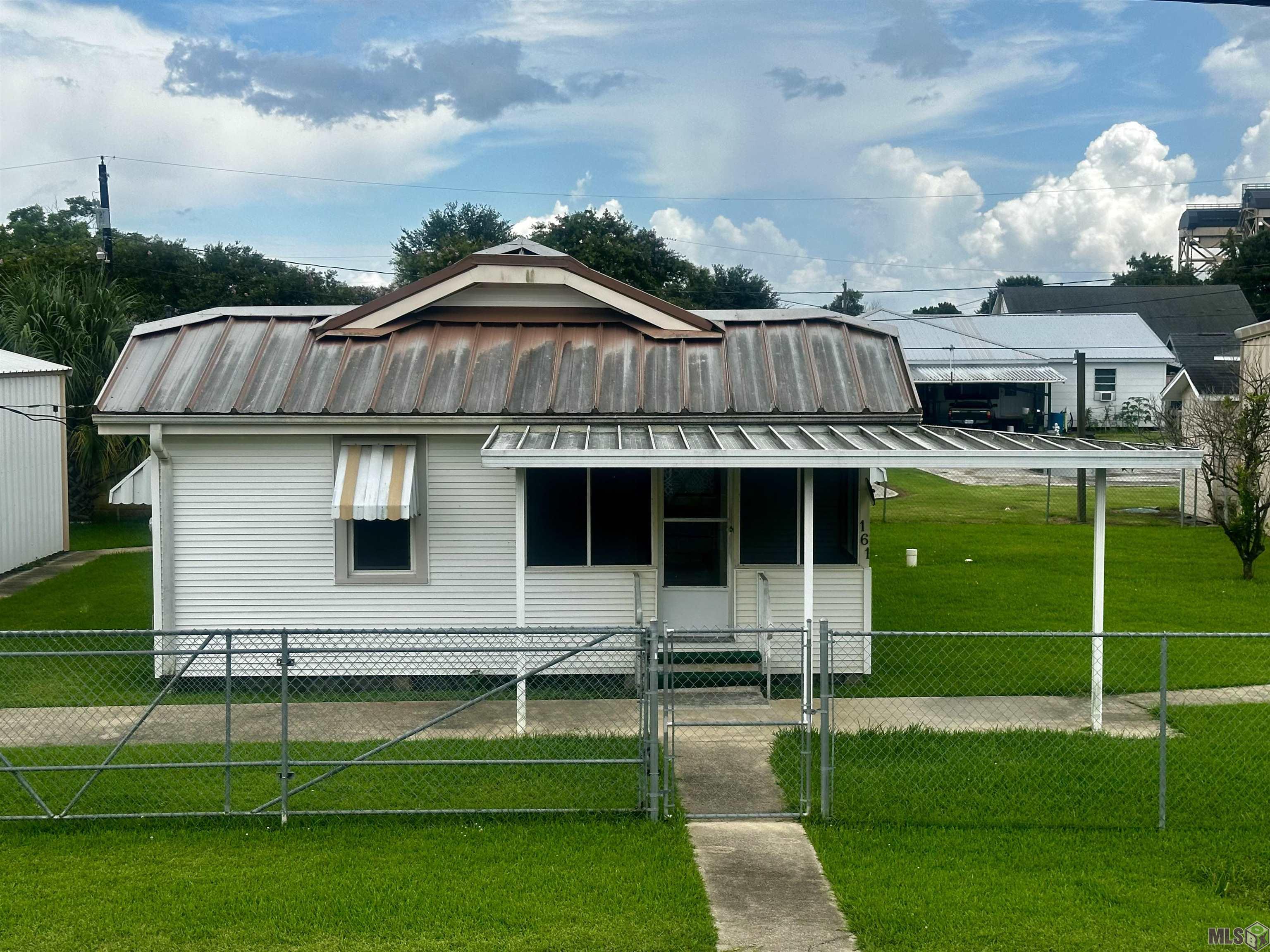 161 Oak D Street Larose, LA 70373 - Photo 2 of 21