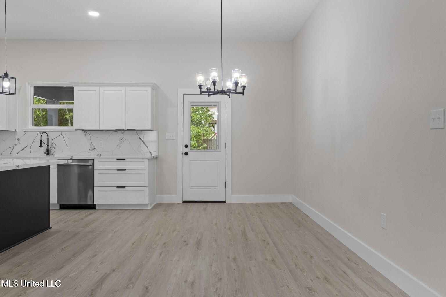 1777 Granhurst Street Gautier, MS 39553 - Photo 13 of 28 20251003001445333848000000-o