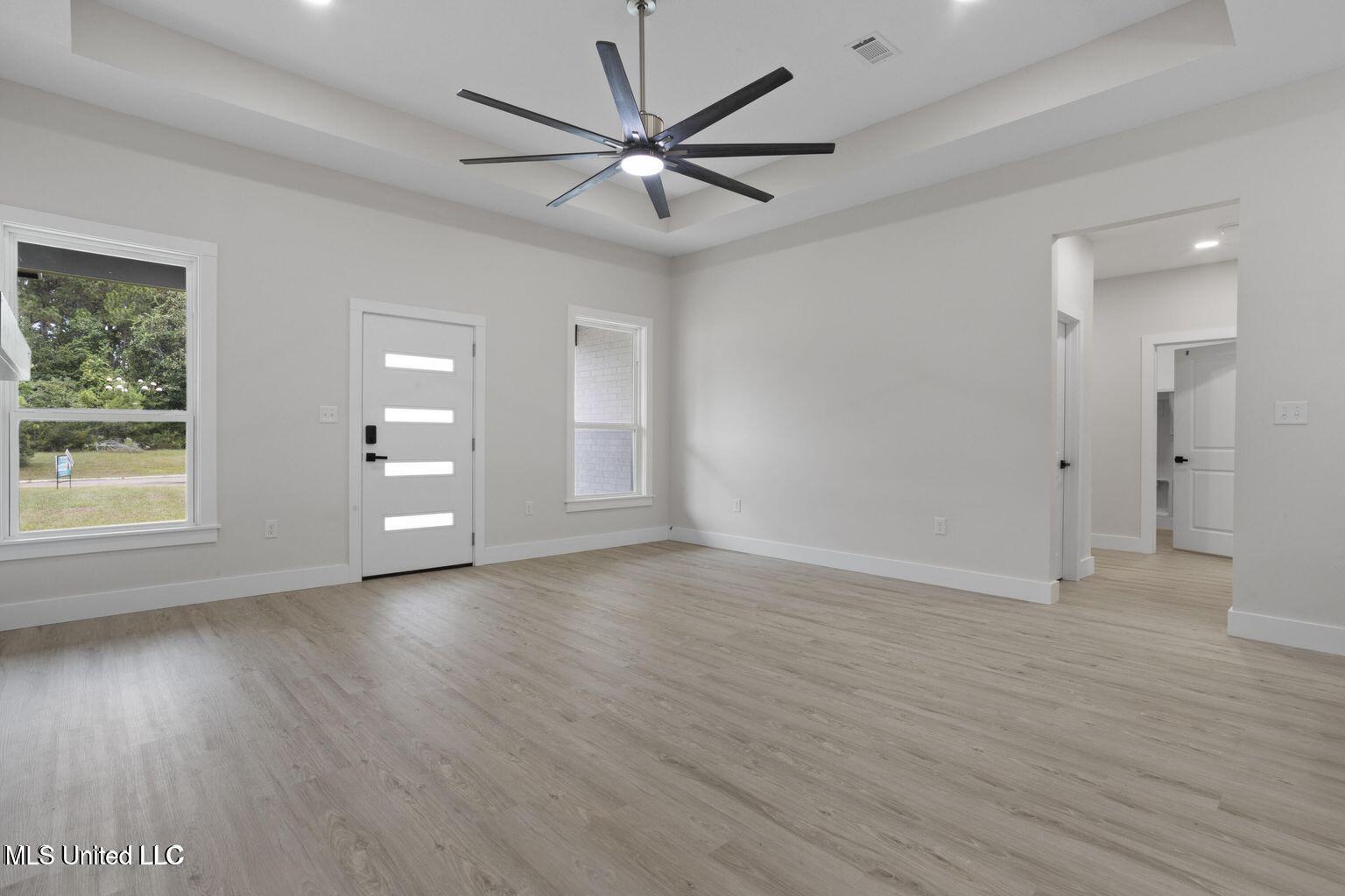 1777 Granhurst Street Gautier, MS 39553 - Photo 4 of 28 20251003001425076811000000-o