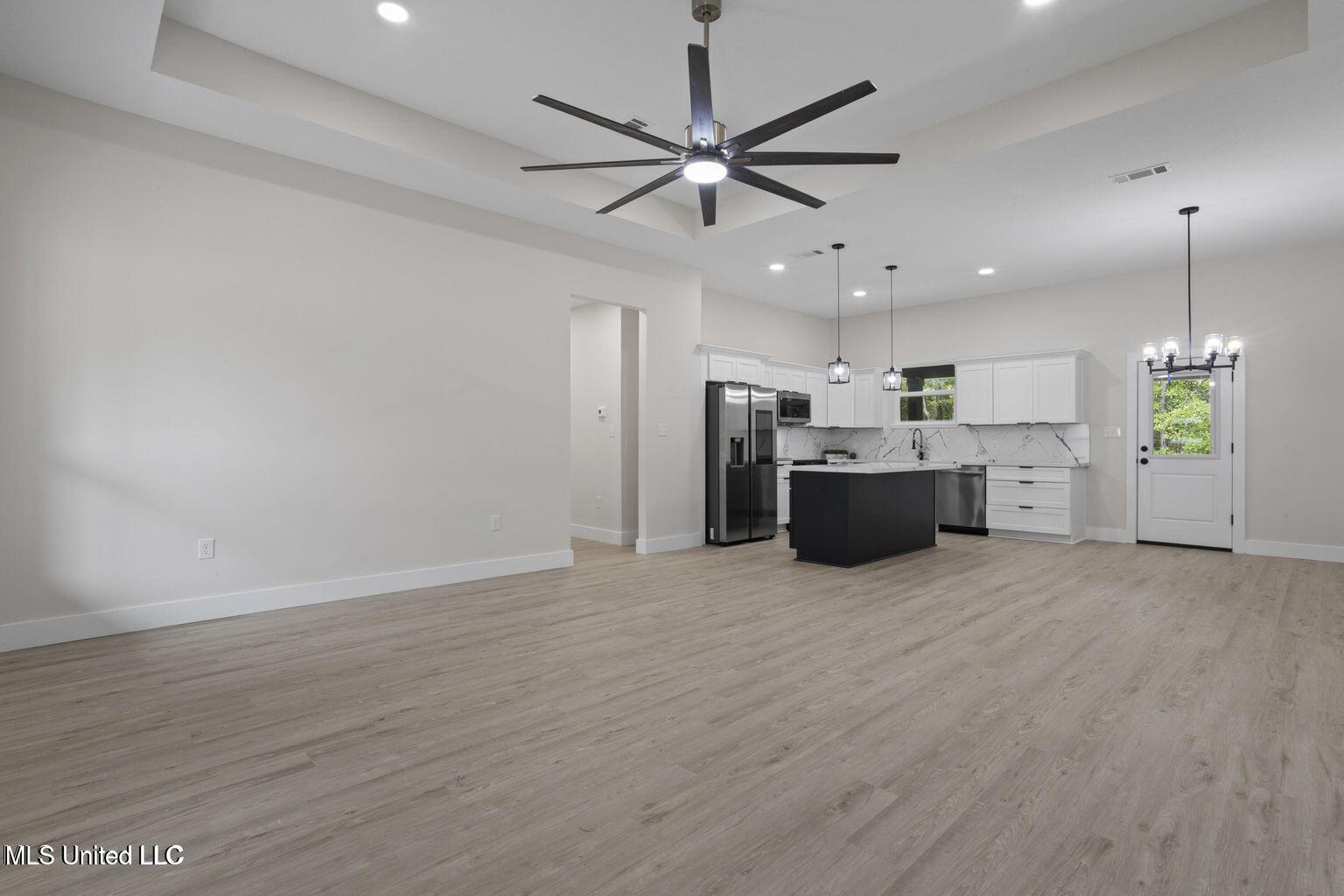 1777 Granhurst Street Gautier, MS 39553 - Photo 5 of 28 20251003001427611539000000-o