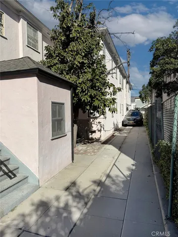 $4,400,000 | 416-422 East Windsor Road, Glendale, CA 91205