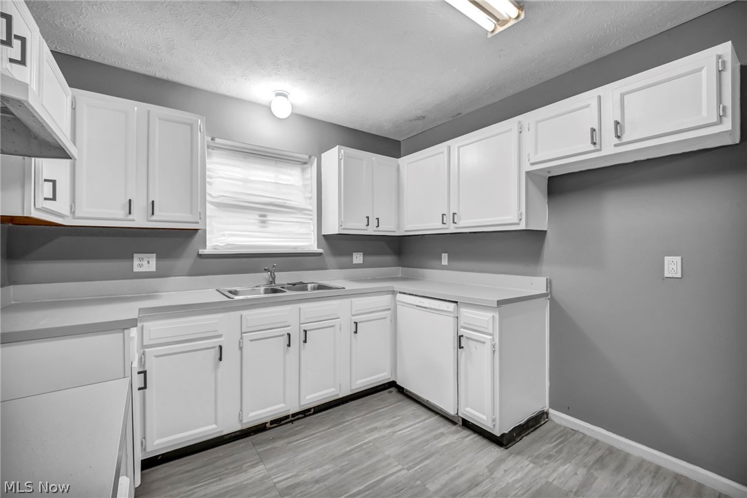 645 Eddy Road Cleveland, OH 44108 - Photo 12 of 44 Gallery Image 12