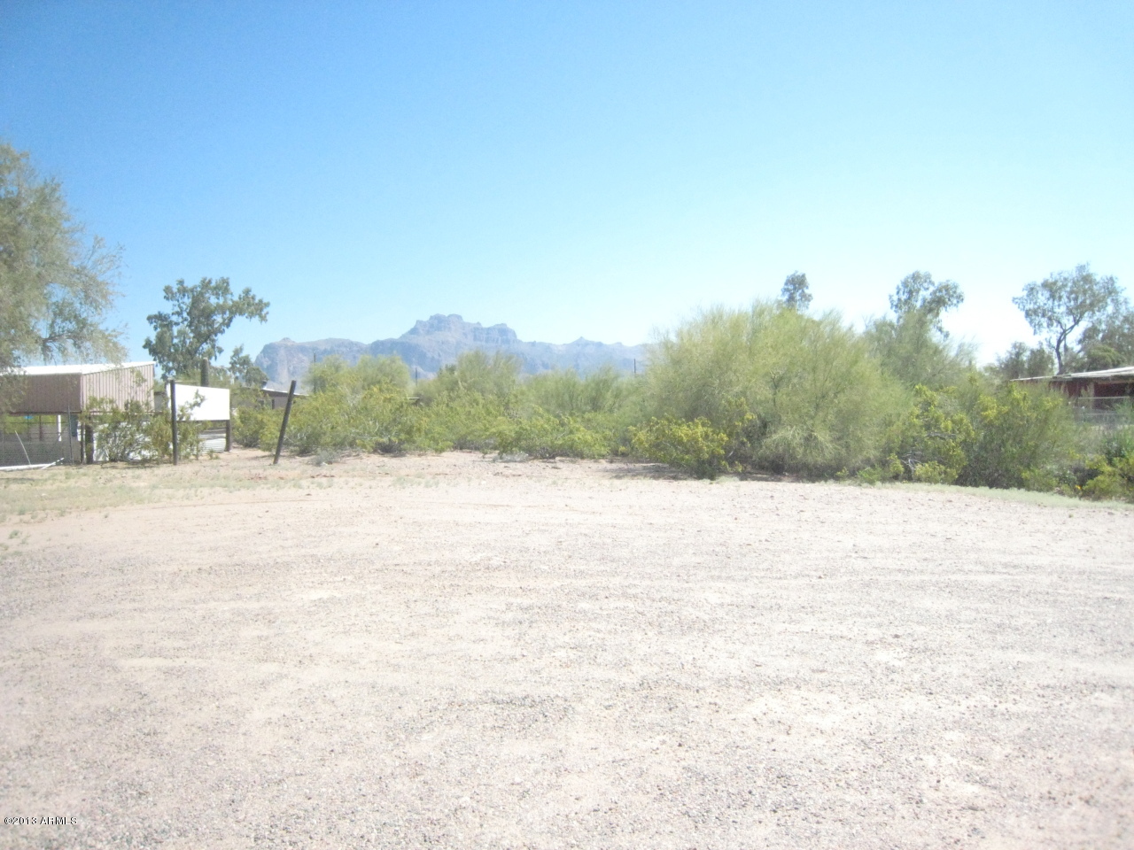 336 South Hopi Road Apache Junction, AZ 85119 - Photo 17 of 21 264