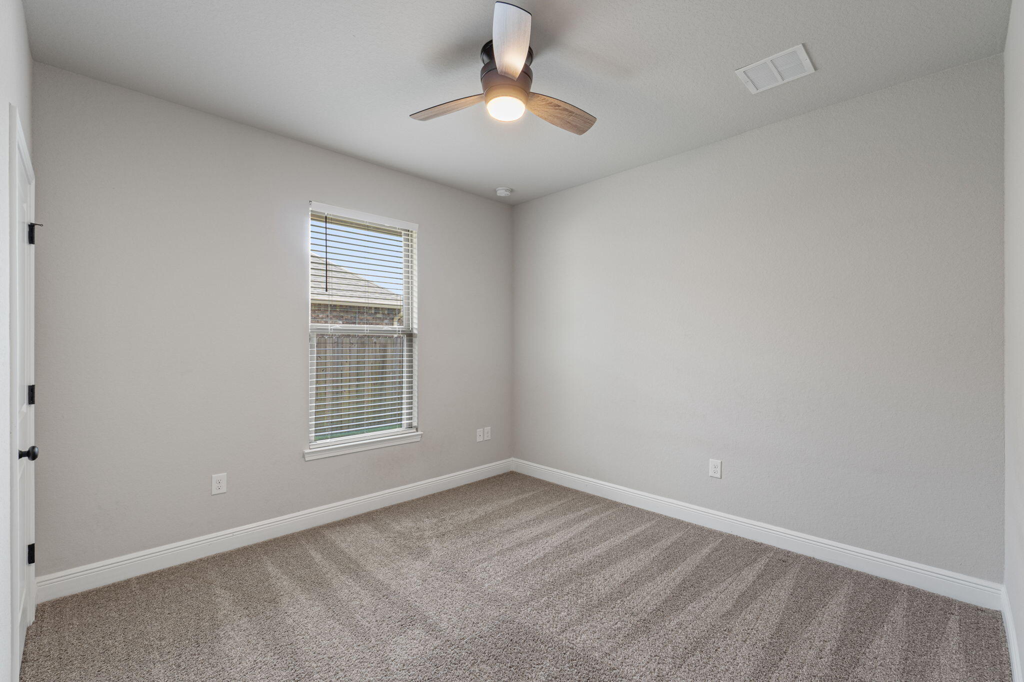 5330 Wyndell Circle Crestview, FL 32539 - Photo 24 of 54 24-web-or-mls-Final-31