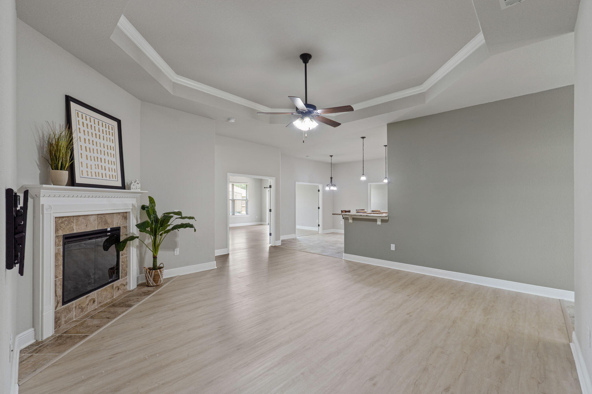 5330 Wyndell Circle Crestview, FL 32539 - Photo 6 of 54 Living room