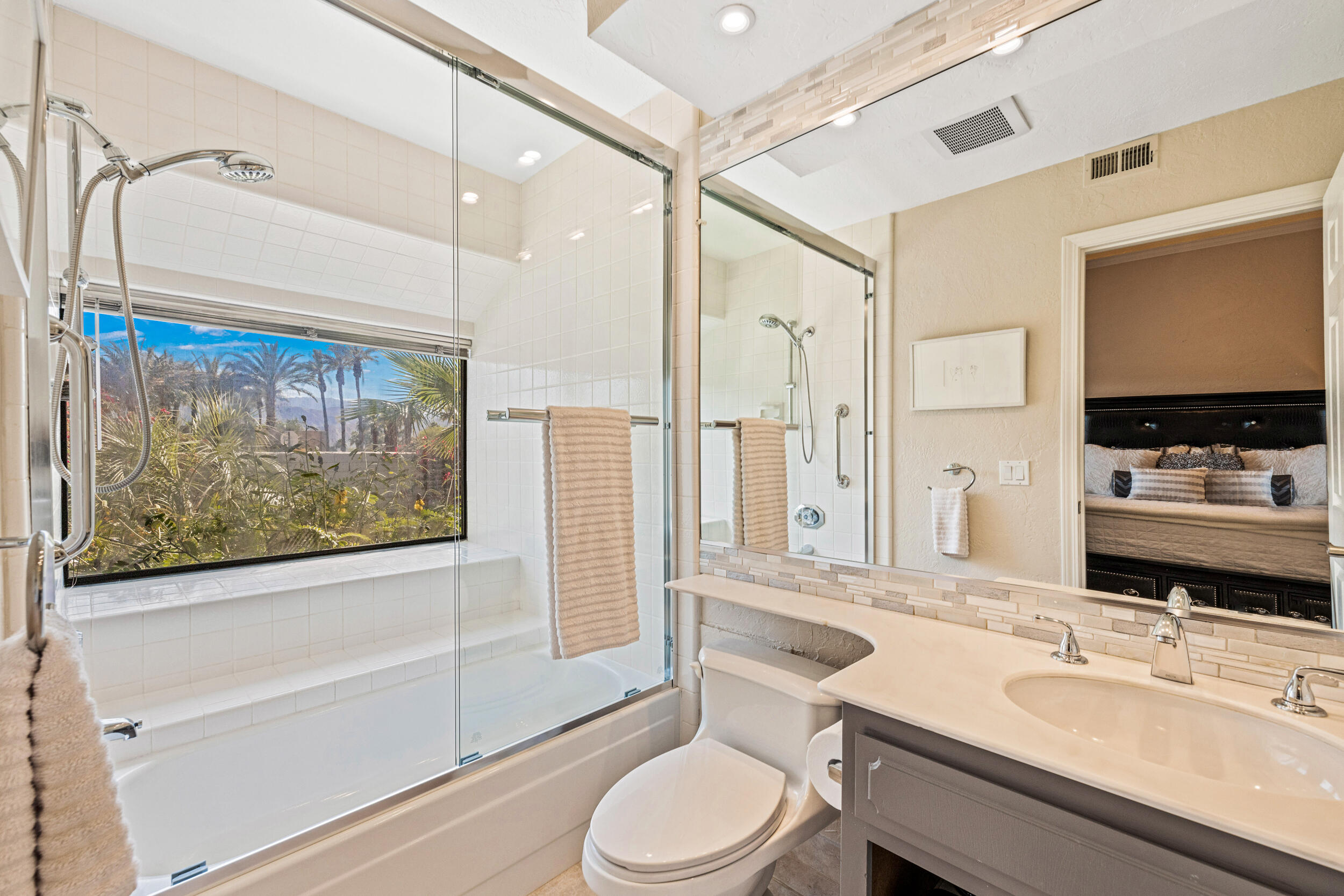 71 San Simeon Place Rancho Mirage, CA 92270 - Photo 49 of 54 068A4022