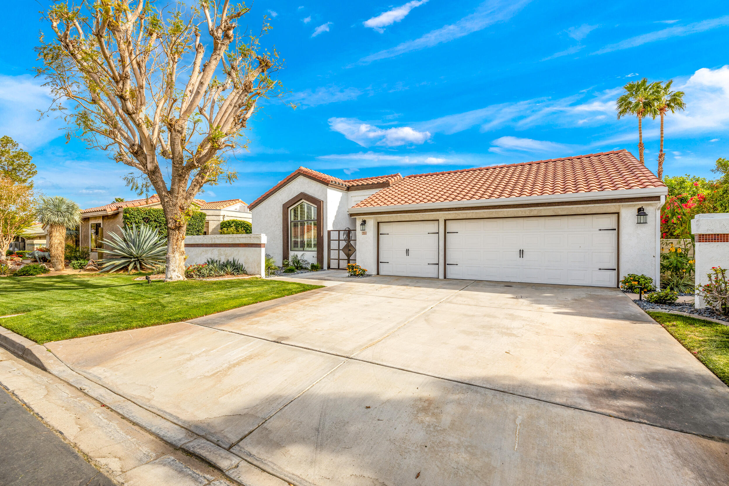 71 San Simeon Place Rancho Mirage, CA 92270 - Photo 8 of 54 068A4222