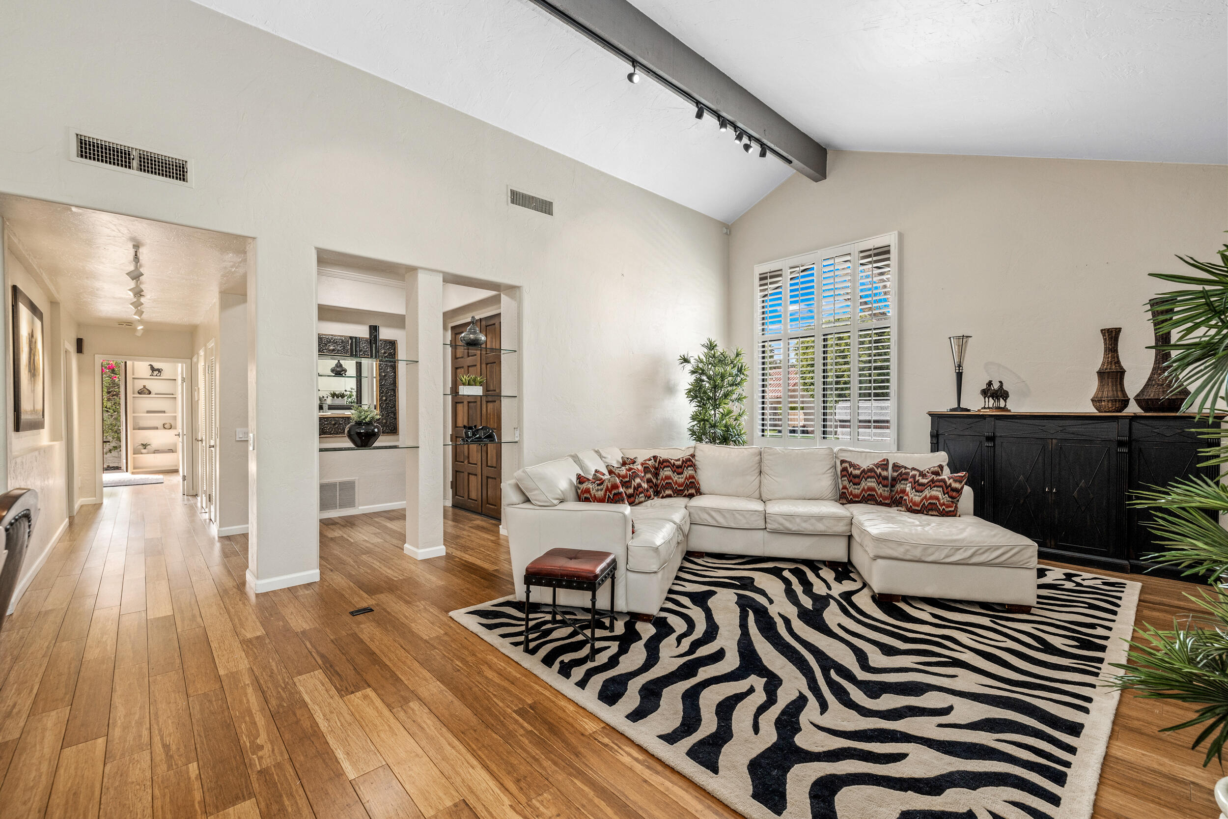 71 San Simeon Place Rancho Mirage, CA 92270 - Photo 10 of 54 068A4150