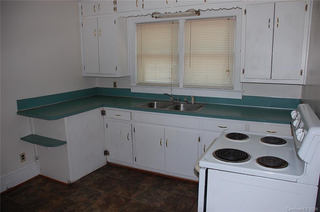 8715 Lanier Road Norwood, NC 28128 - Photo 6 of 34 Gallery Image 6