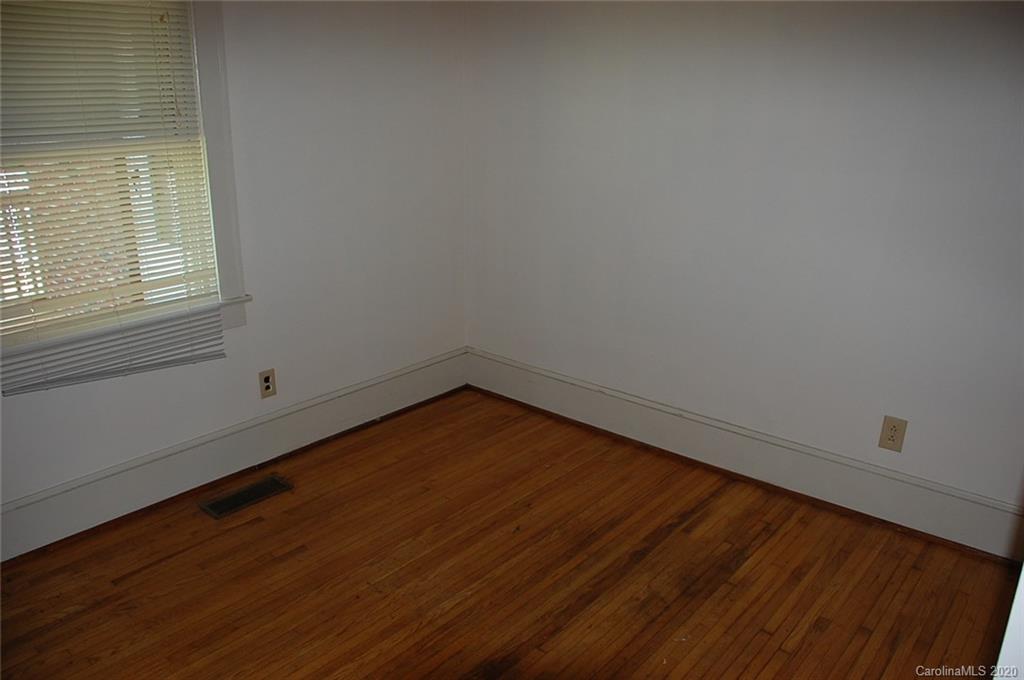 8715 Lanier Road Norwood, NC 28128 - Photo 9 of 34 Gallery Image 9