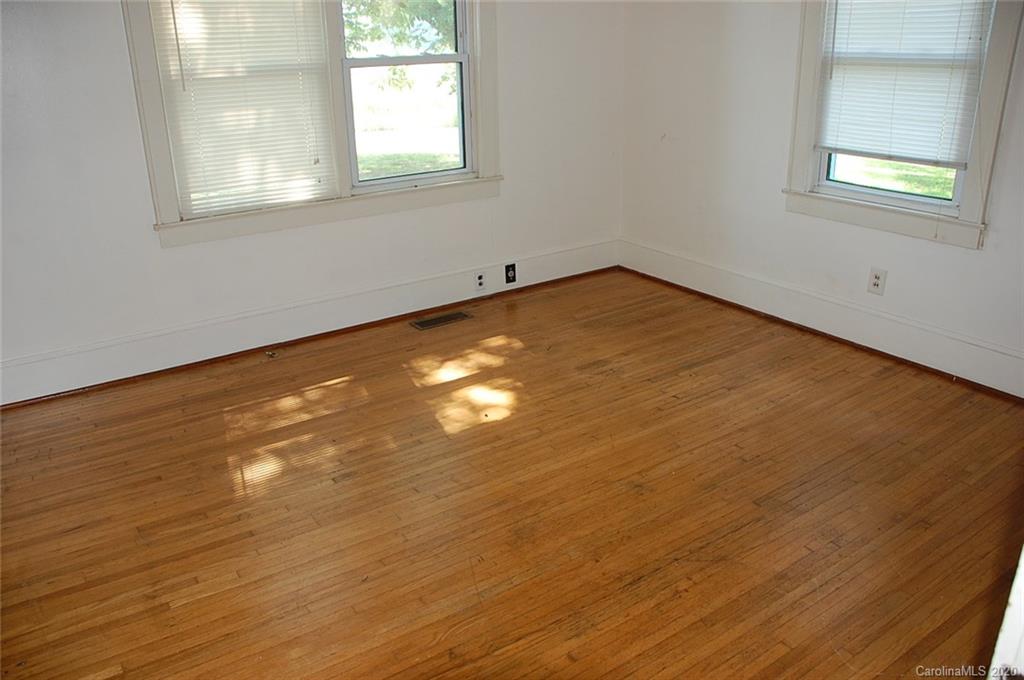 8715 Lanier Road Norwood, NC 28128 - Photo 10 of 34 Gallery Image 10